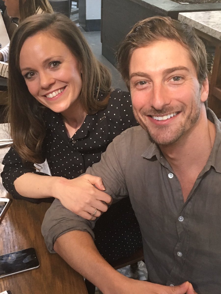 Rachel Boston & Daniel Lissing.